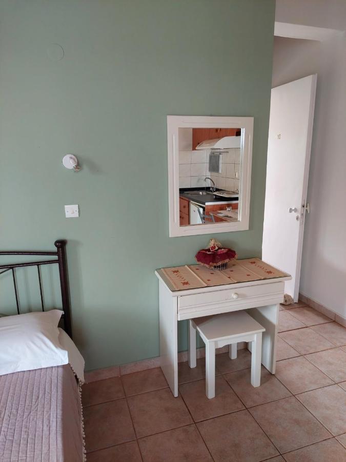 Twins Apartments Nikiana Esterno foto